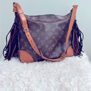 Vintage Louis Vuitton shoulder bag